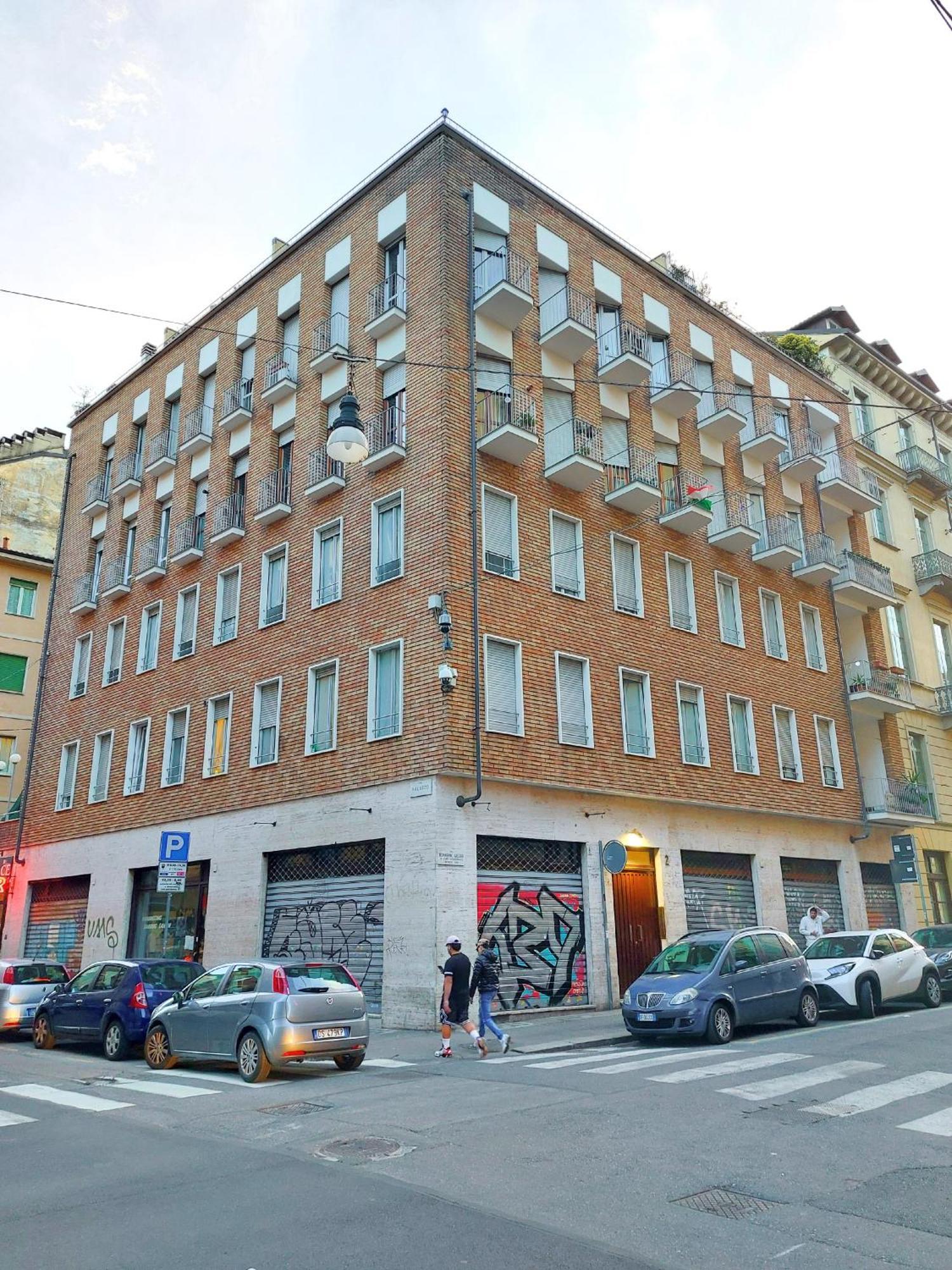 Casa Stazione Centrale Торино Екстериор снимка